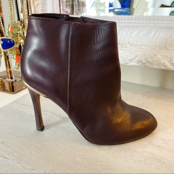 Coach Nila chestnut booties - Picture 3 of 14